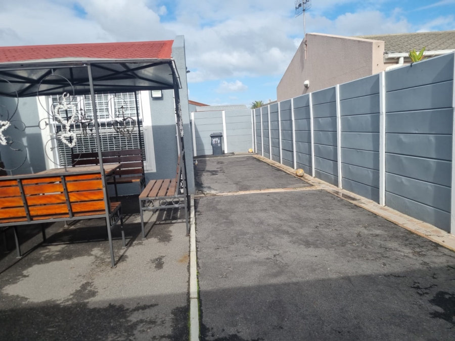 2 Bedroom Property for Sale in Tygerdal Western Cape